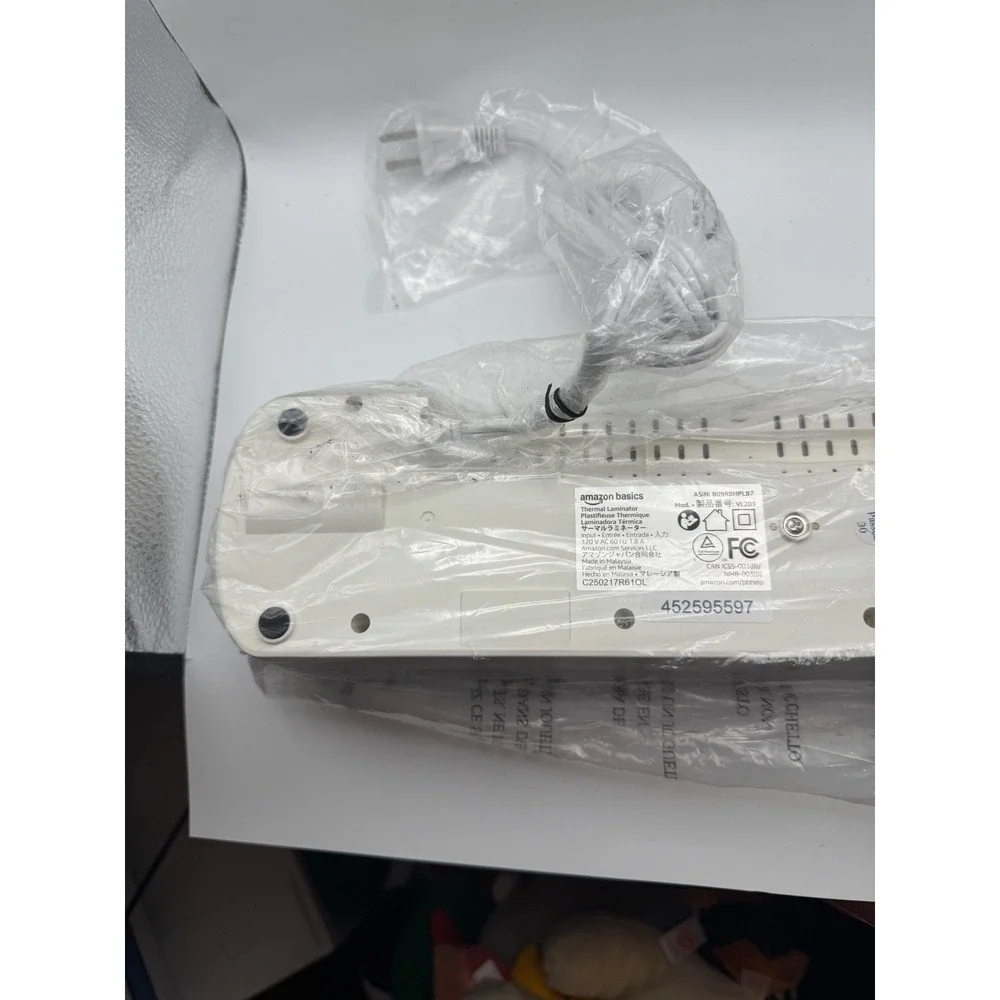 Amazon Basics Thermal‎ Laminator VL203 120V AC White Office Business